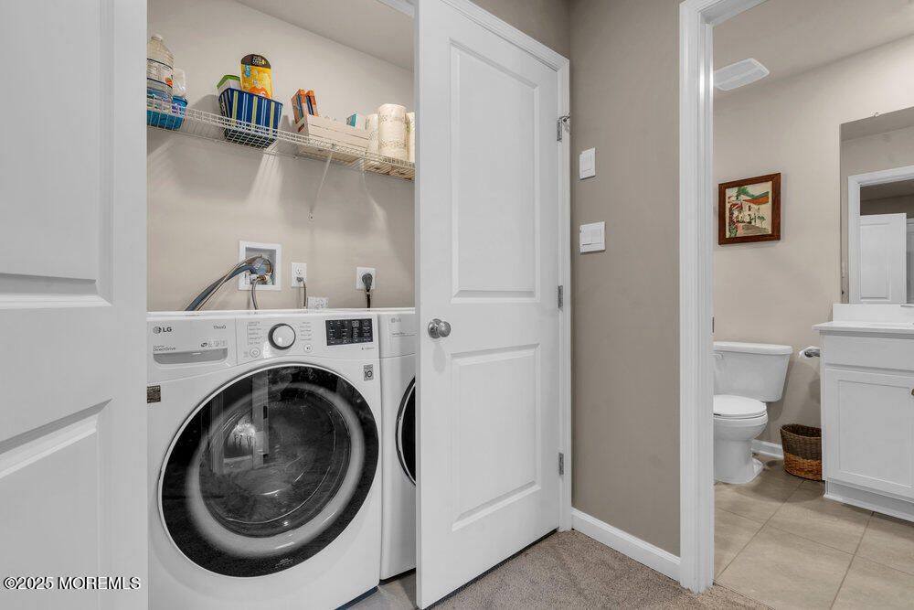 Bathroom, Interior, Utility Closets, Washer