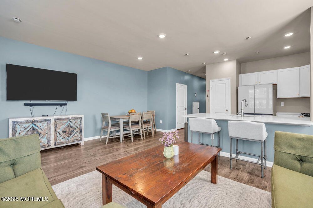 Dining room, Interior, Kitchen, Recessed Lighting, Wood Texture Flooring
