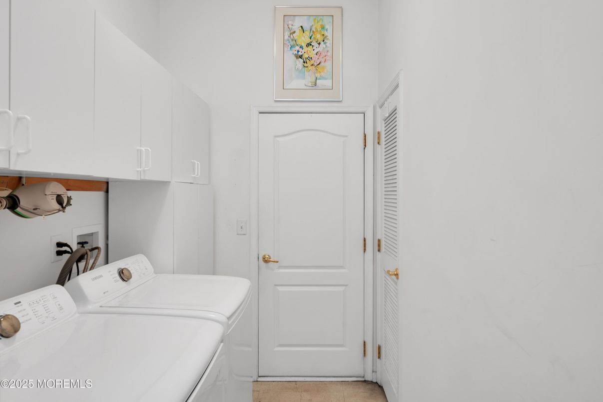 Interior, Utility Closets, Washer