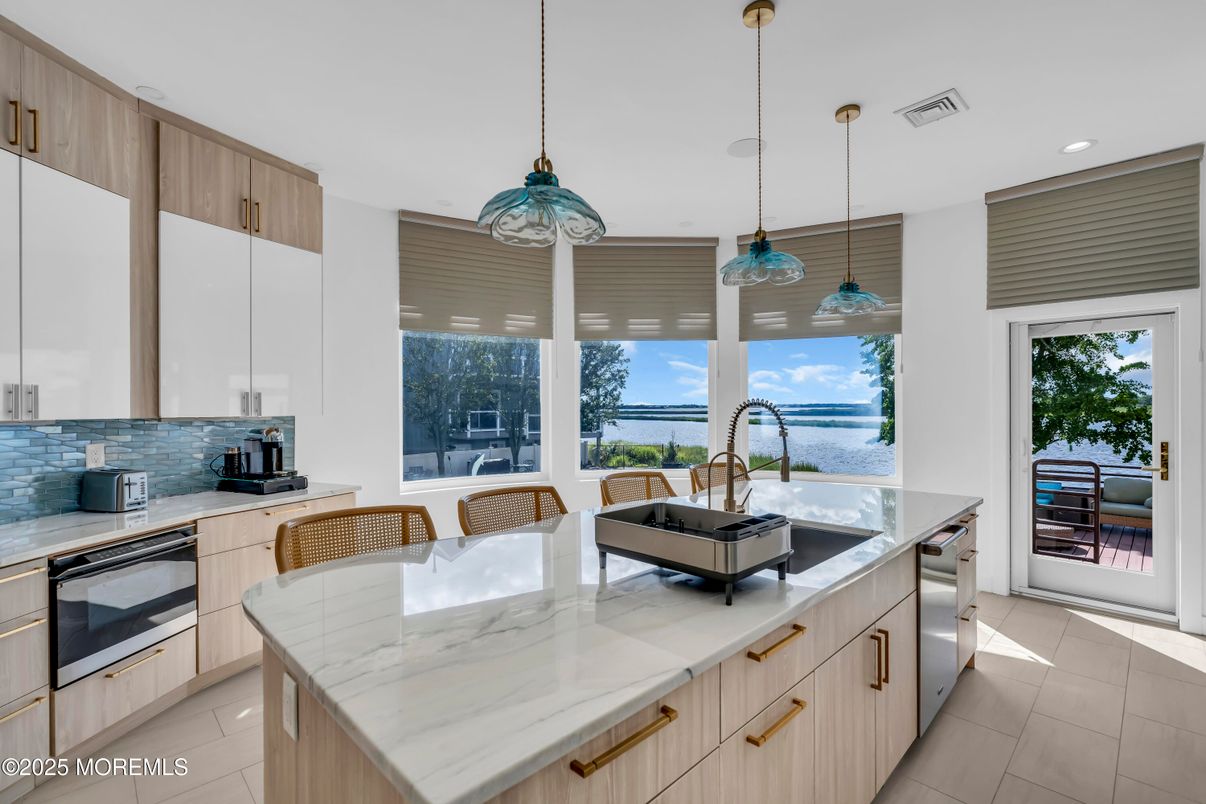 Interior, Kitchen, Pendant Lights, Recessed Lighting, Stainless Steel Appliances, Water