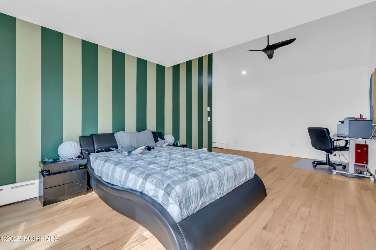 Bedroom, Home Office, Interior, Recessed Lighting, Wood Texture Flooring