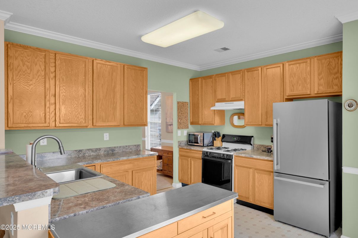 Interior, Kitchen, Tile Countertops