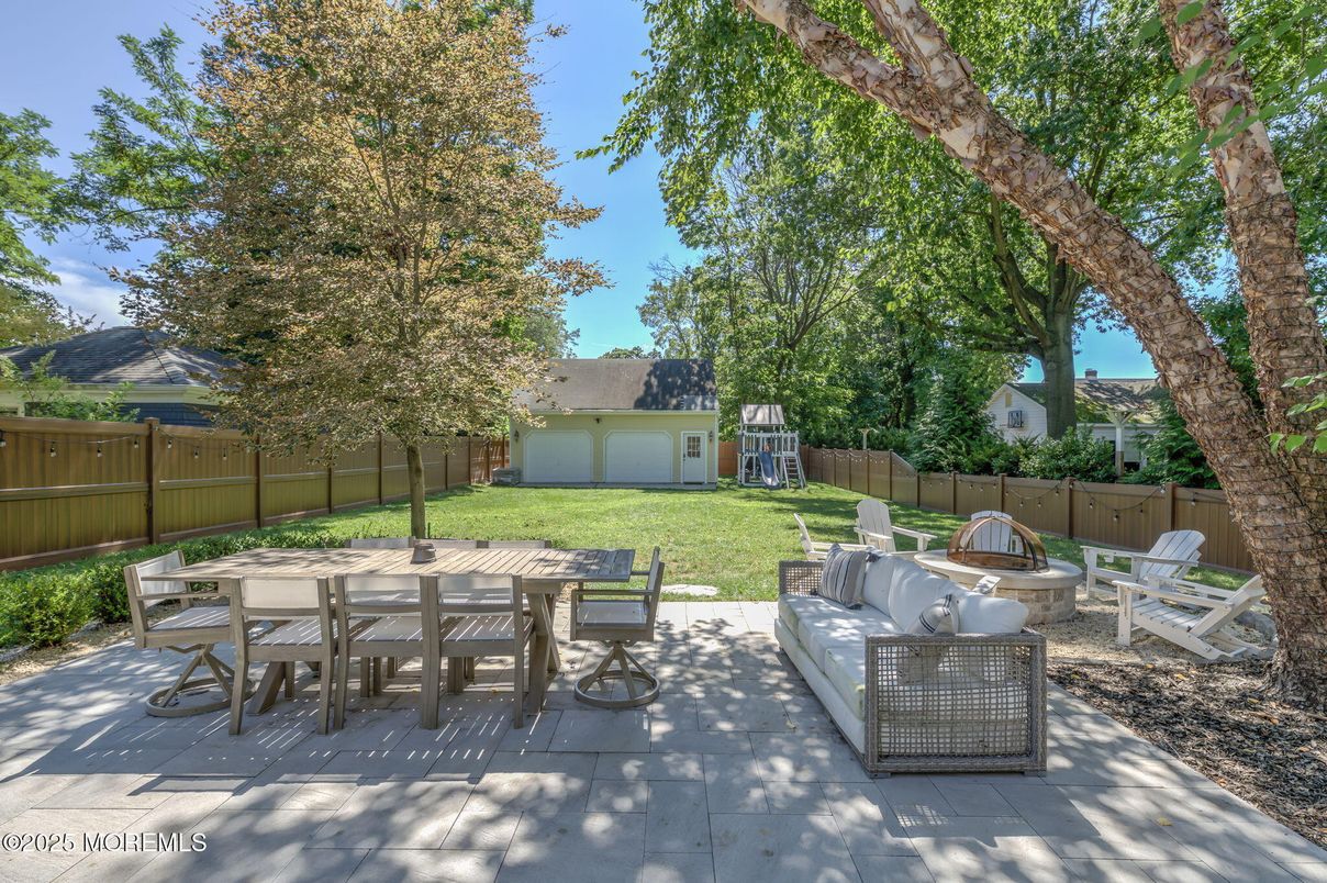 Backyard, Detached Garage, Exterior