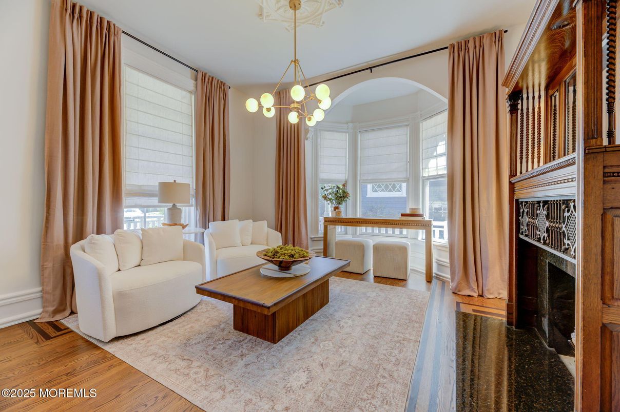 Interior, Living room, Pendant Lights, Wood Texture Flooring