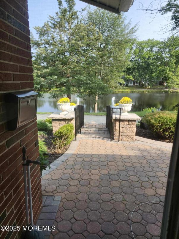 Exterior, Water