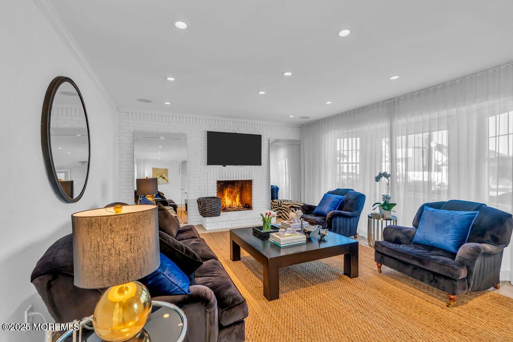 Fireplace, Interior, Living room, Recessed Lighting