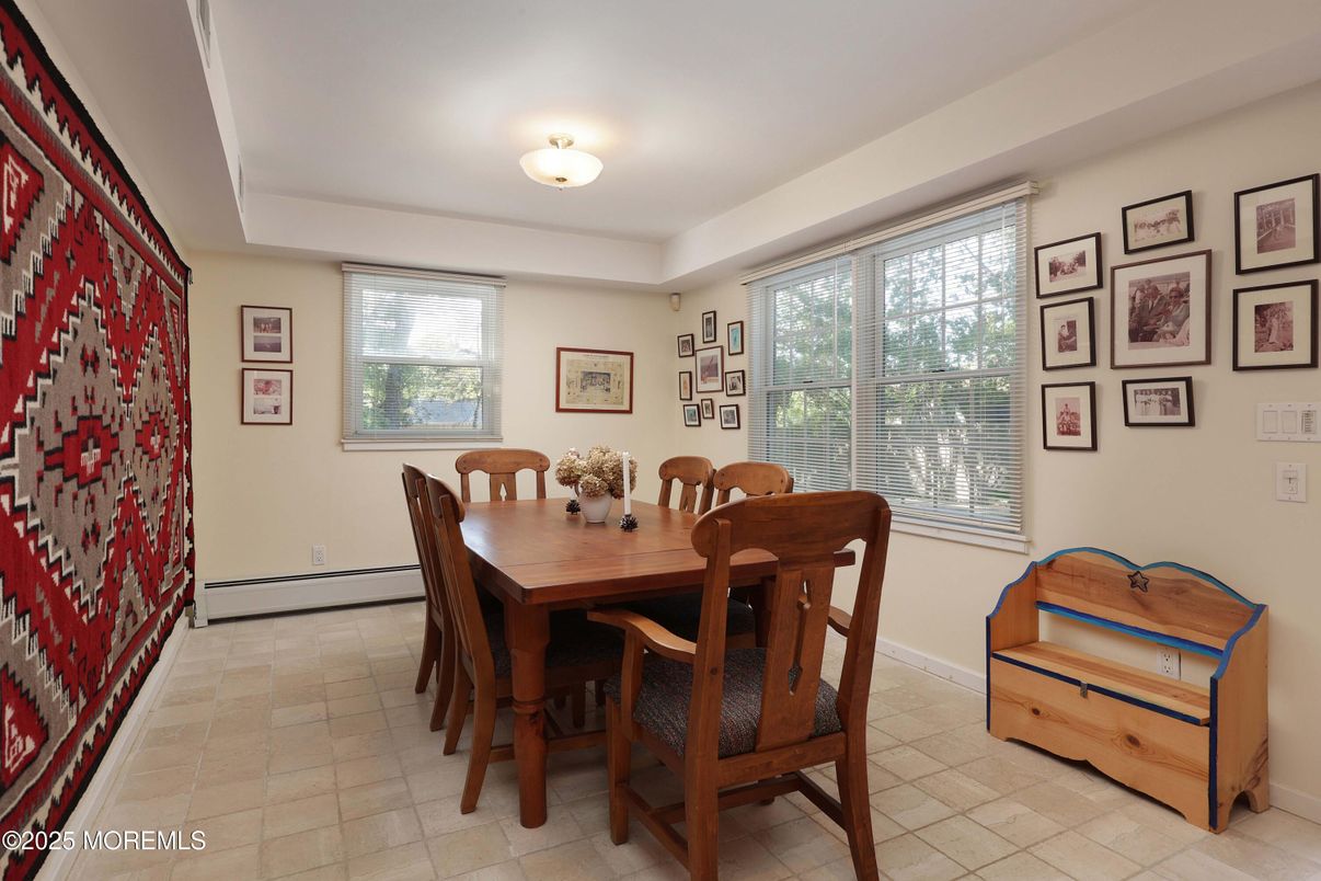 Dining room, Interior