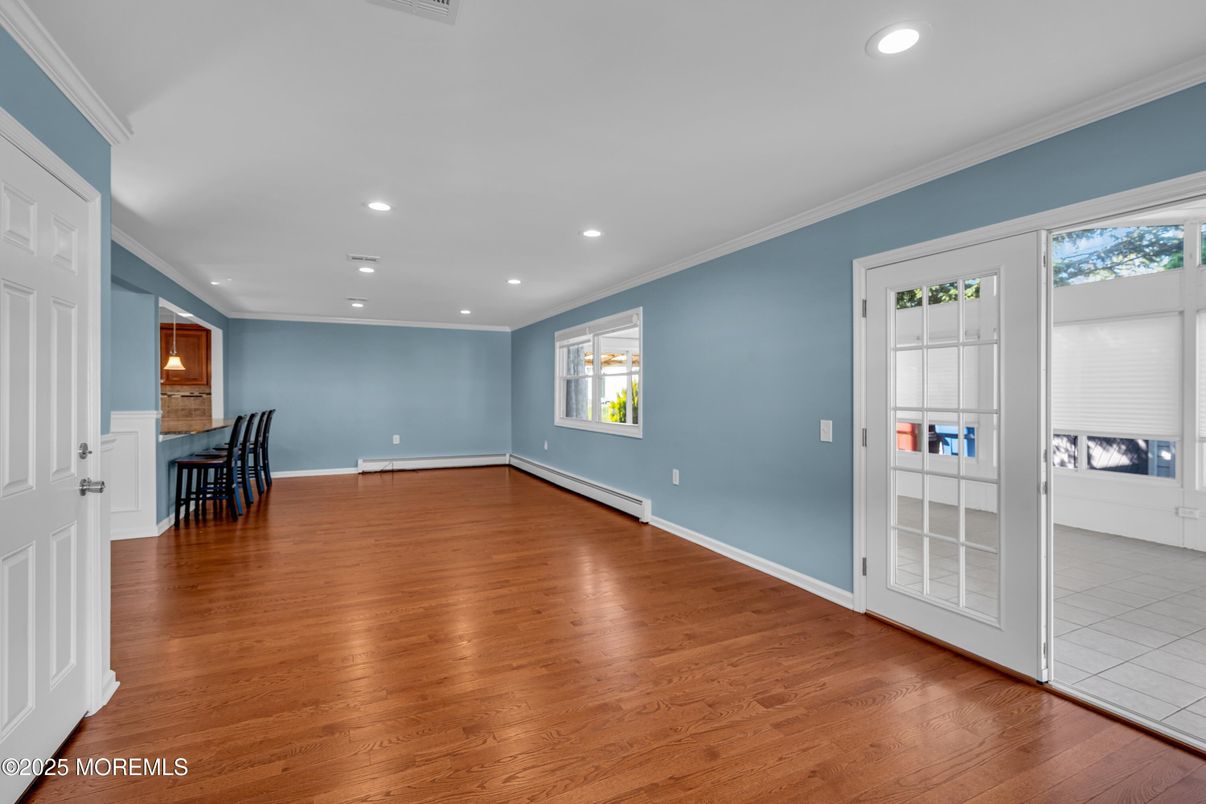Dining room, Empty room, Interior, Recessed Lighting, Wood Texture Flooring