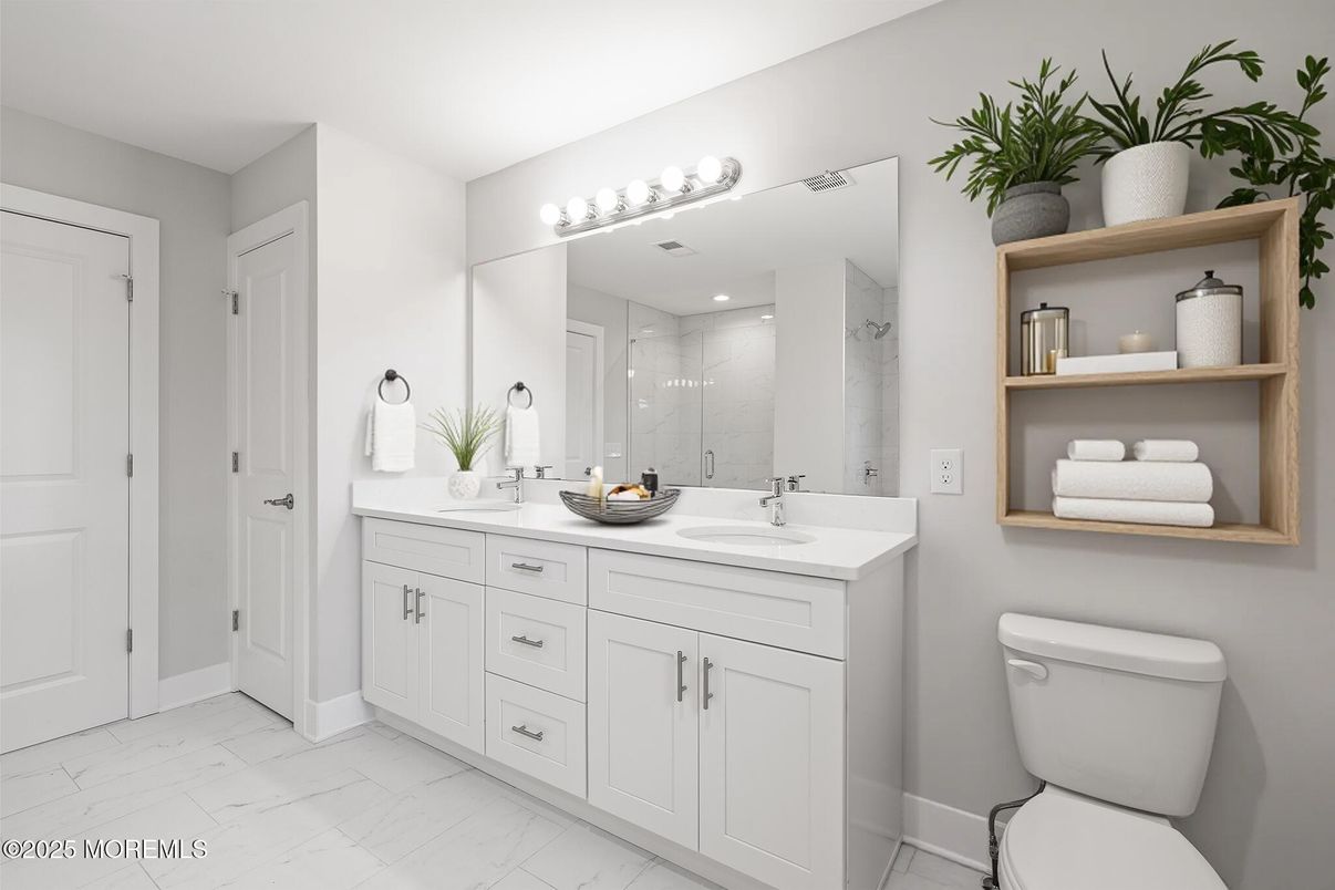 Bathroom, Dual Sink Vanities, Interior, Marble