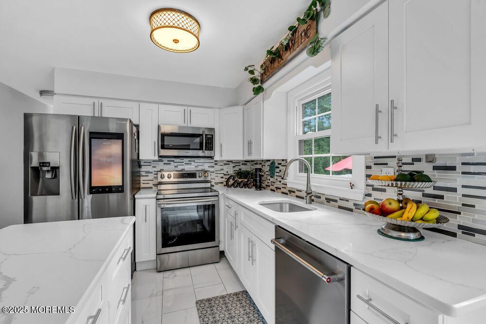 Interior, Kitchen, Stainless Steel Appliances