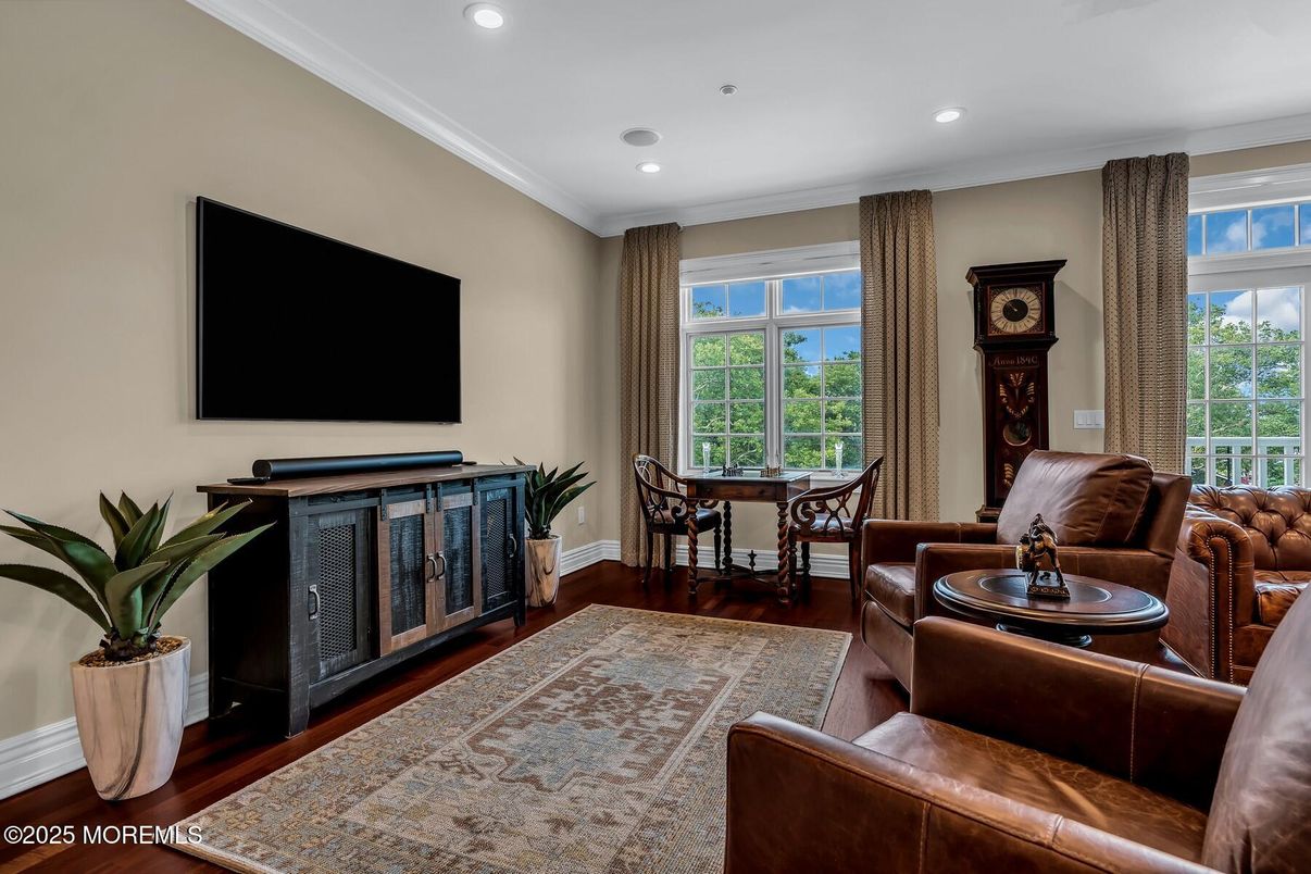 Dining room, Interior, Living room, Recessed Lighting, Wood Texture Flooring