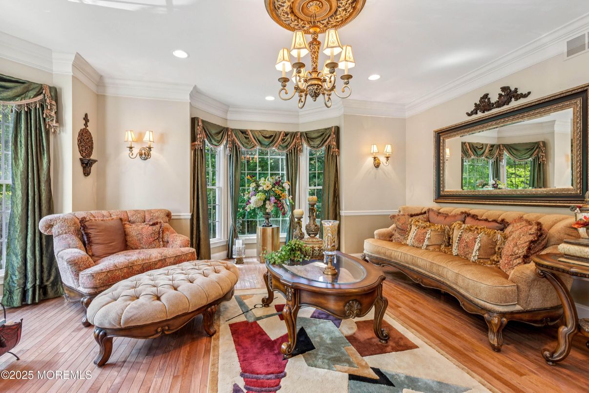 Chandelier, Interior, Living room, Recessed Lighting, Wood Texture Flooring