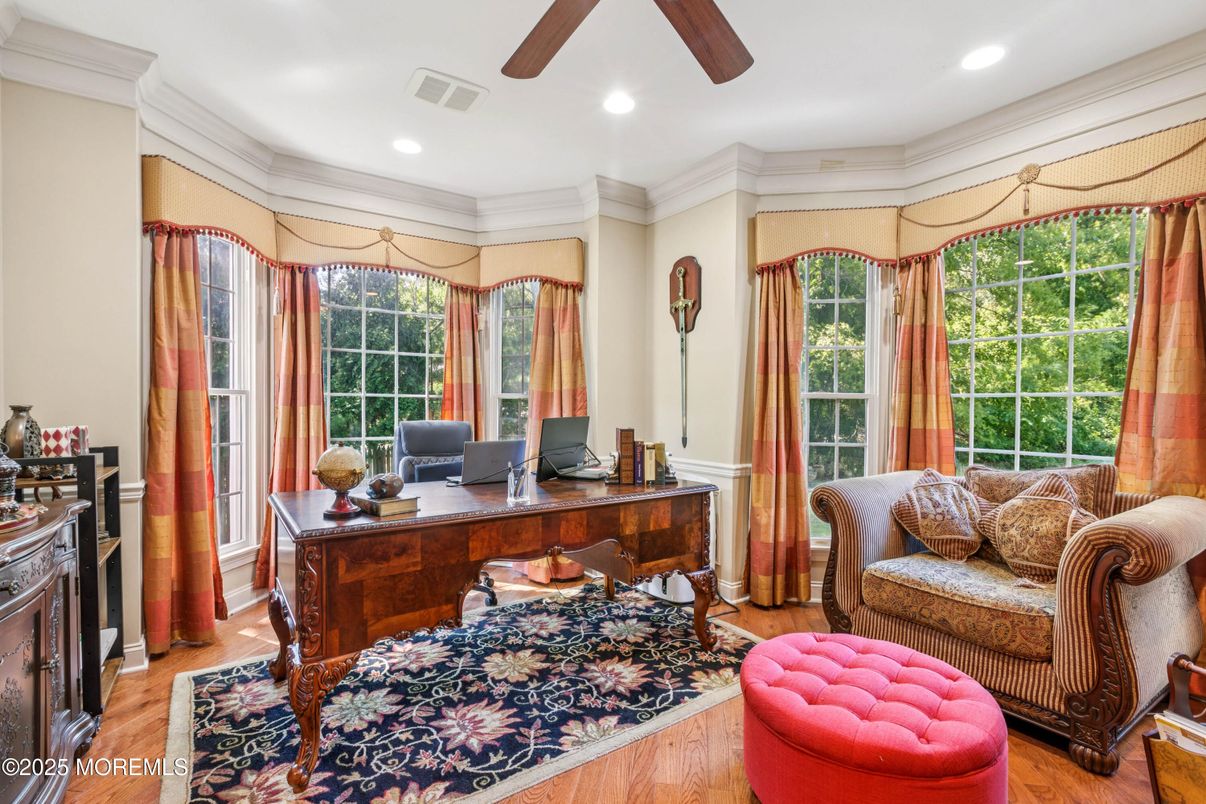 Home Office, Interior, Recessed Lighting, Wood Texture Flooring