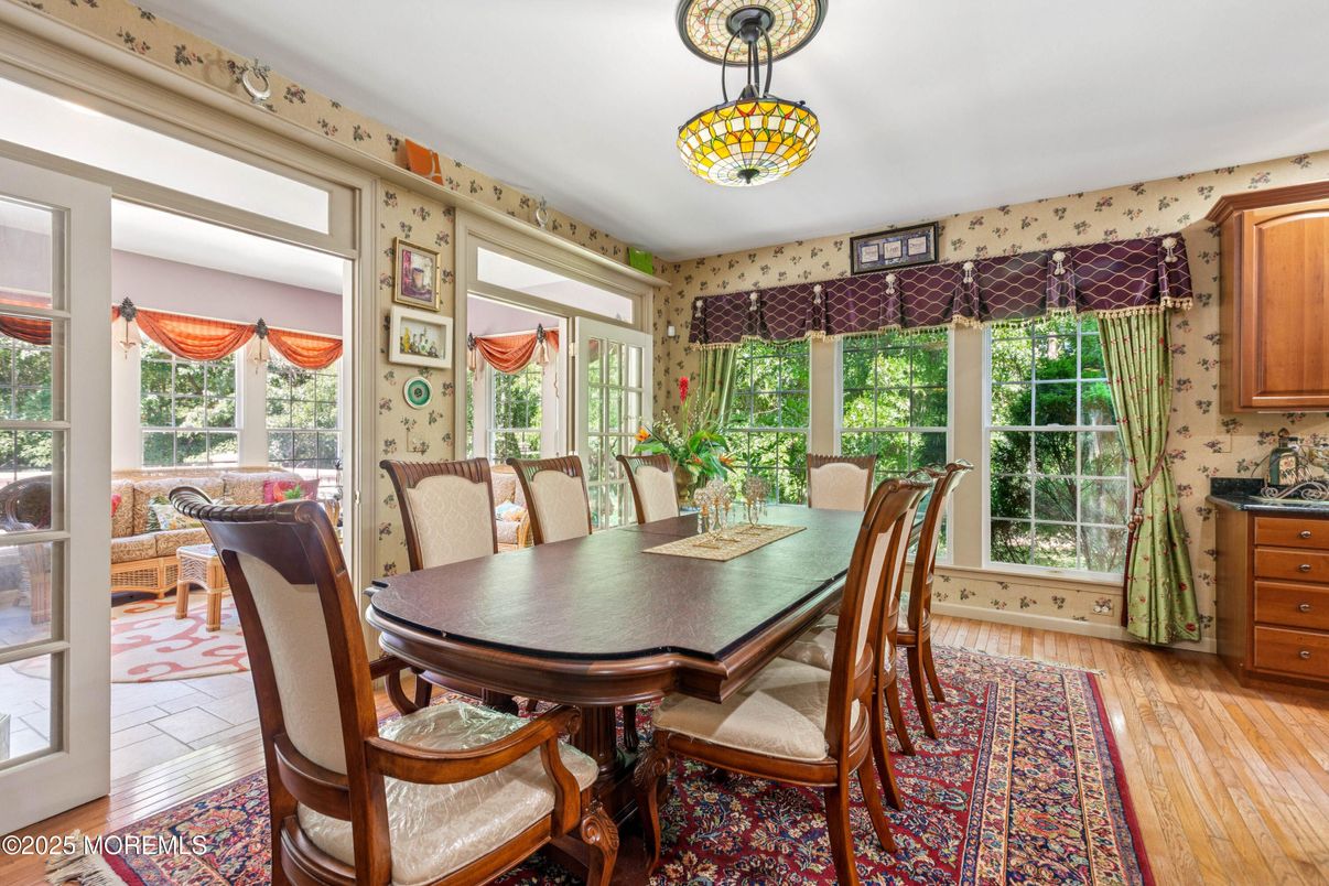Dining room, Interior, Wood Texture Flooring