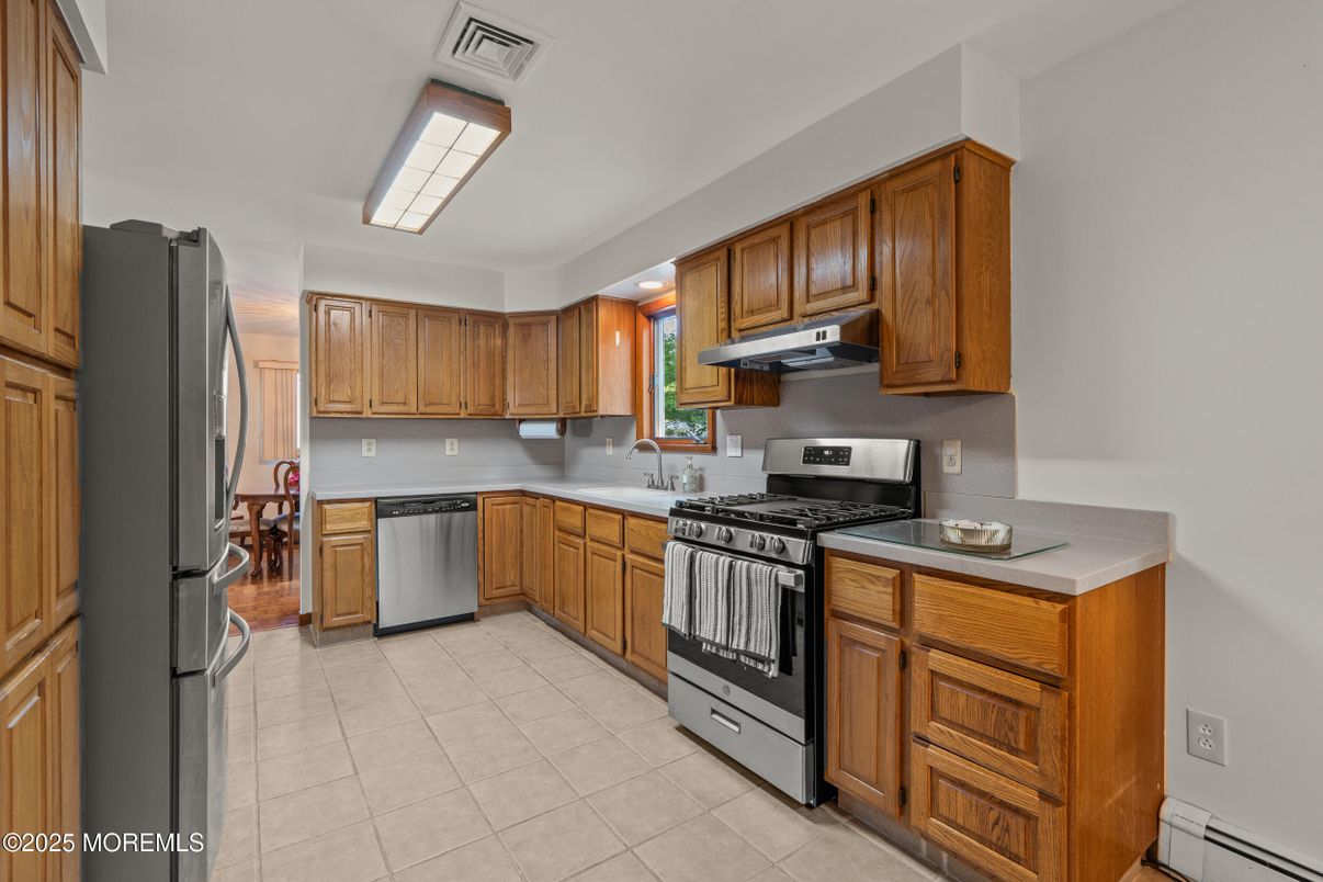Interior, Kitchen, Stainless Steel Appliances
