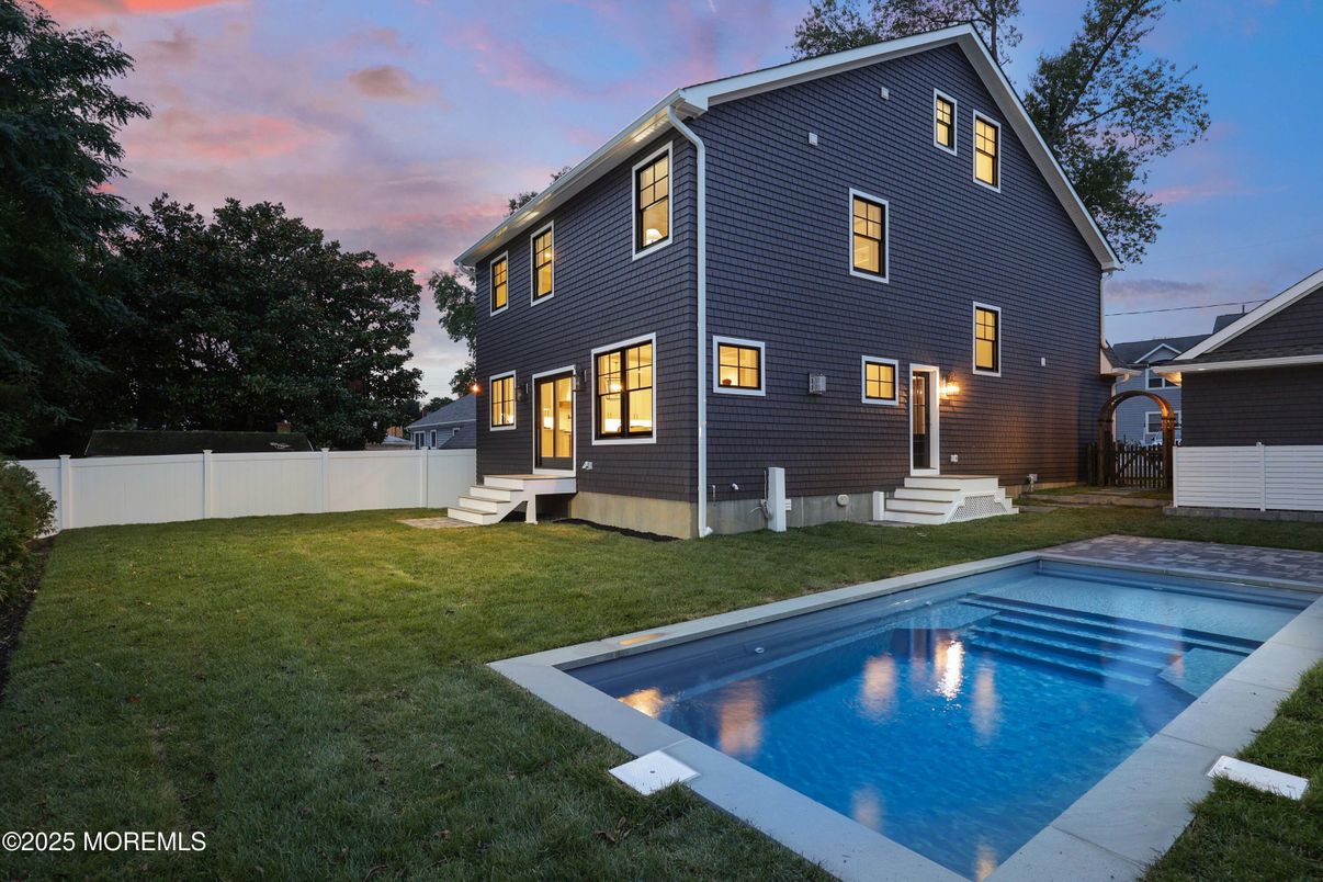 Backyard, Exterior, Pool