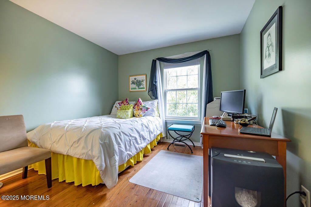 Bedroom, Home Office, Interior, Wood Texture Flooring