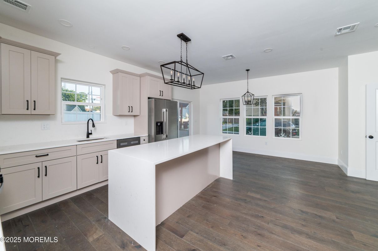 Interior, Kitchen, Pendant Lights, Recessed Lighting, Wood Texture Flooring