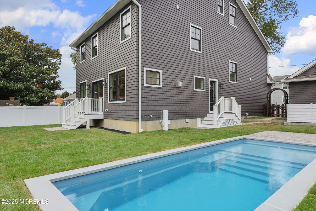 Backyard, Exterior, Pool