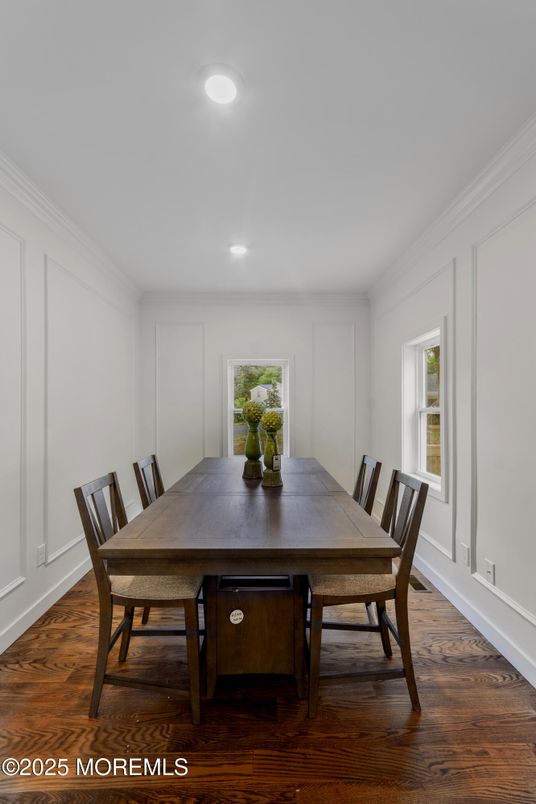 Dining room, Interior, Recessed Lighting, Wood Texture Flooring