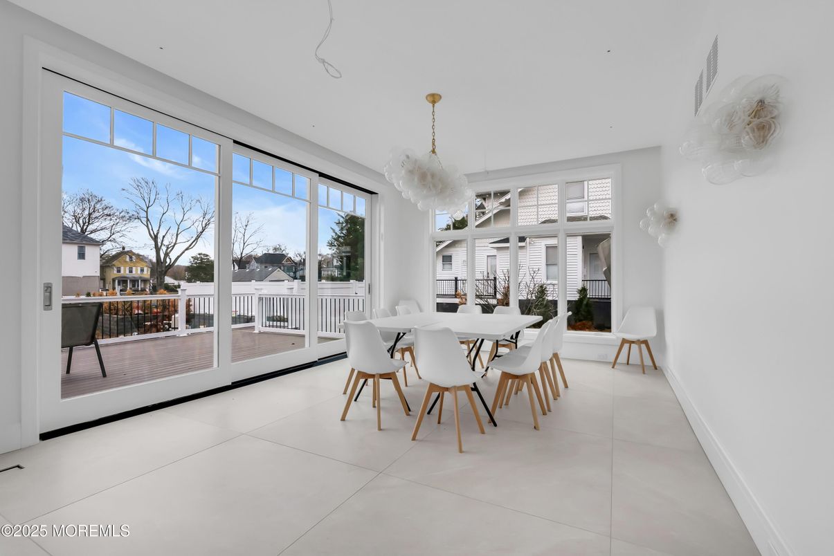 Chandelier, Dining room, Interior