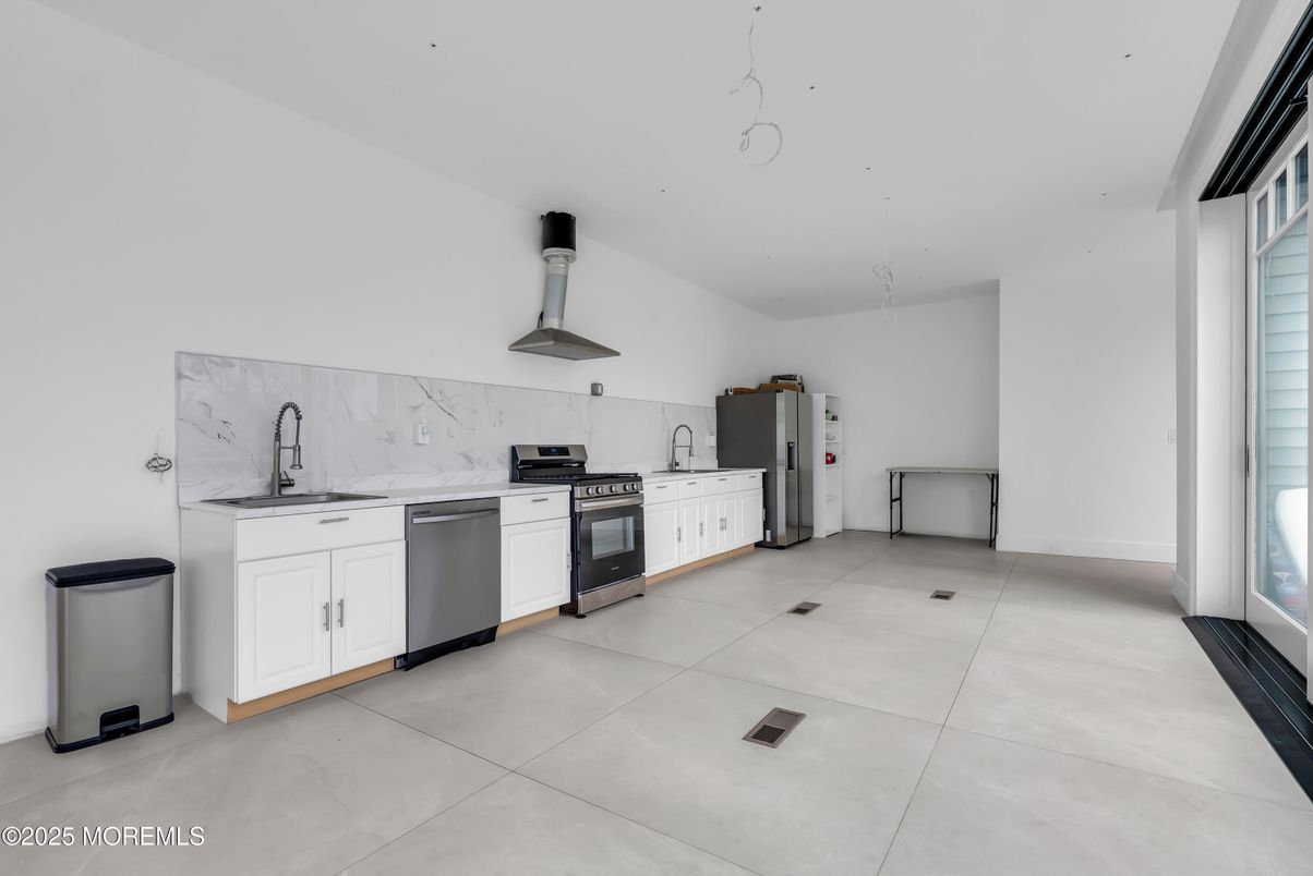 Interior, Kitchen, Marble Walls