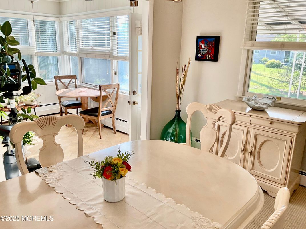 Dining room, Interior