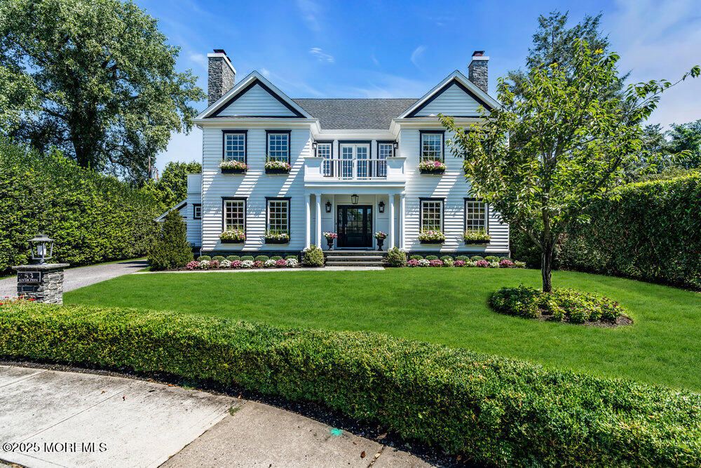 Backyard, Exterior, Facade, Georgian
