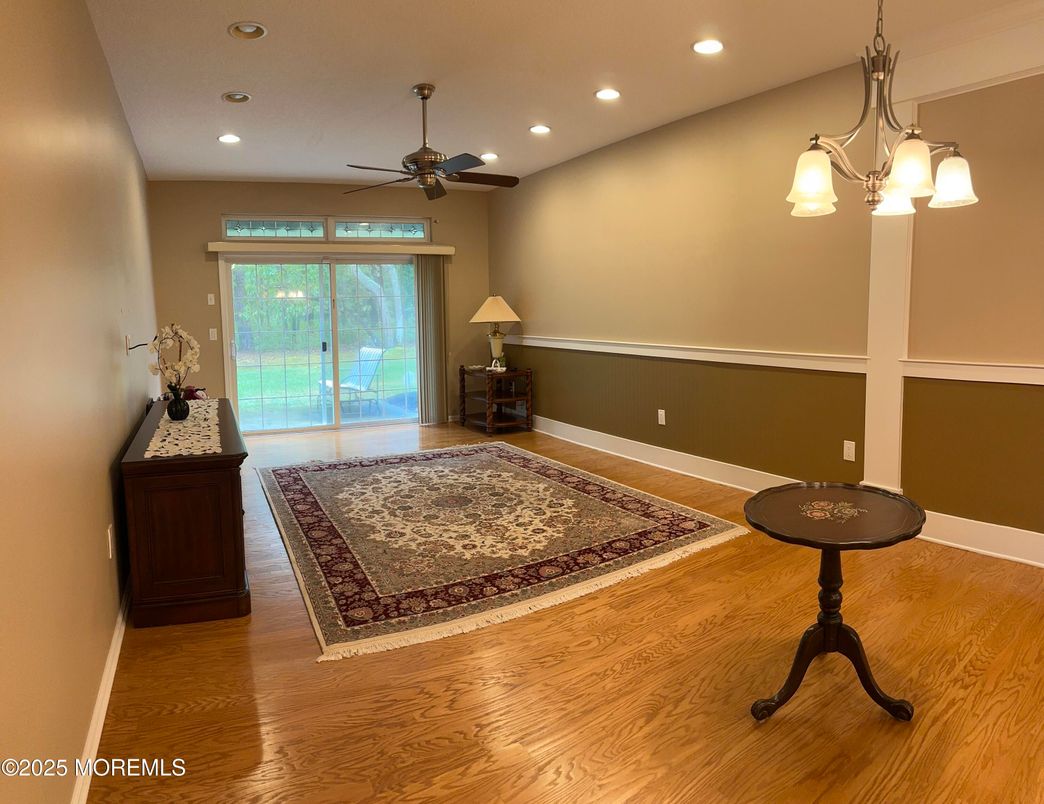 Interior, Pendant Lights, Recessed Lighting, Wood Texture Flooring