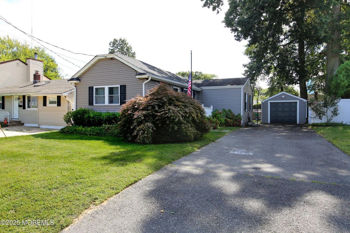 Backyard, Detached Garage, Exterior