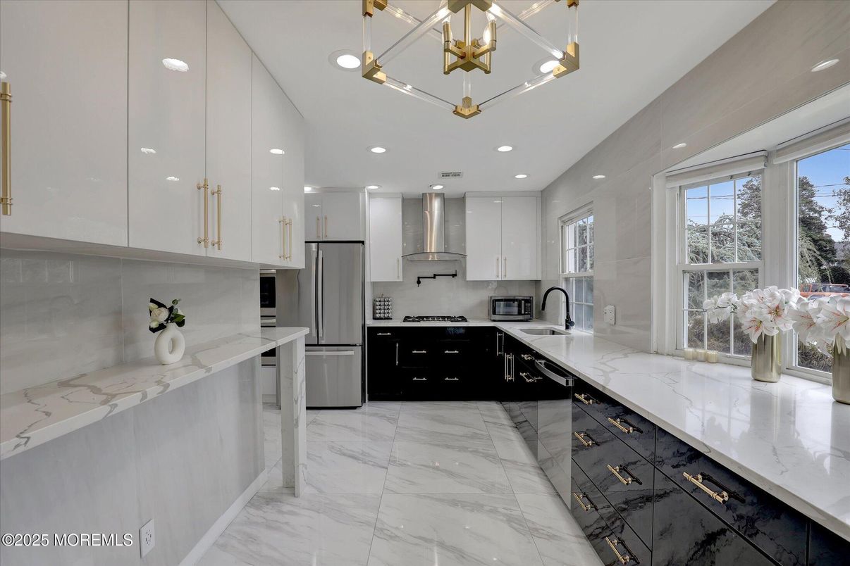 Interior, Kitchen, Marble, Pendant Lights, Recessed Lighting