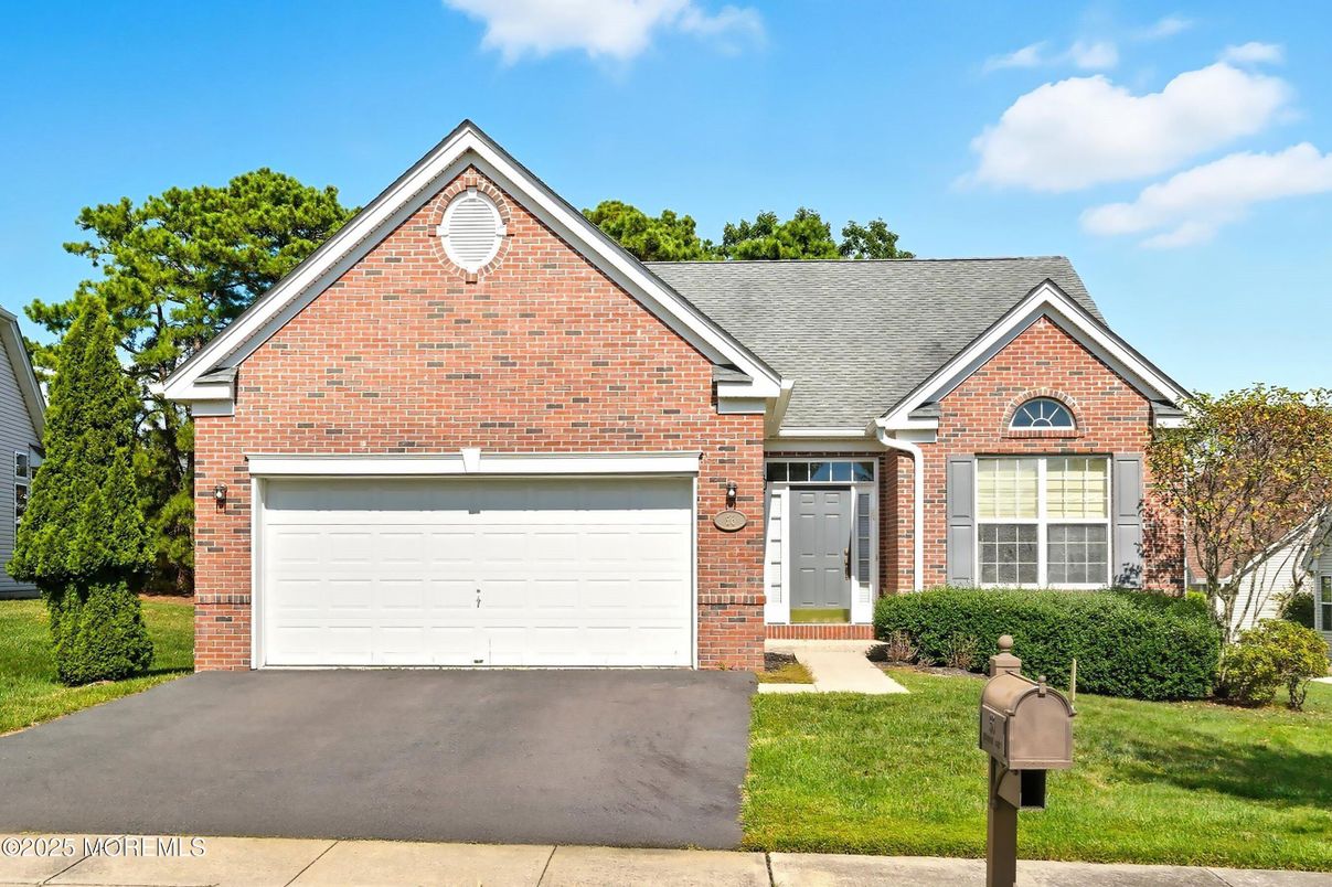 Attached, Exterior, Facade, Brick Facade, Brick Traditional