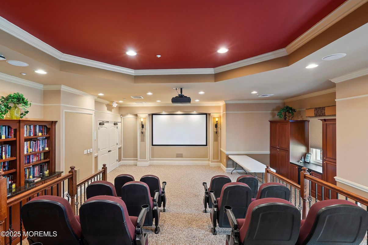 Interior, Projection Screen, Recessed Lighting, Theatre Room