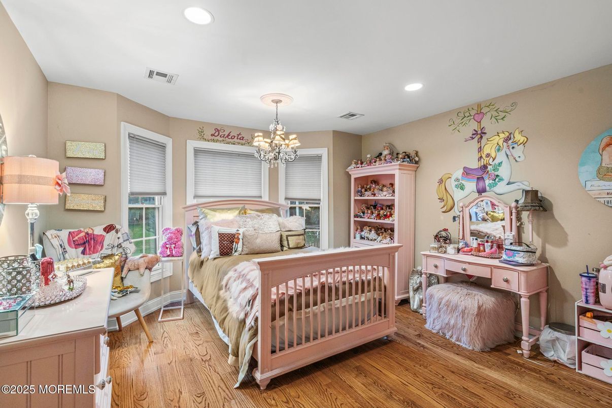 Bedroom, Chandelier, Interior, Recessed Lighting, Wood Texture Flooring