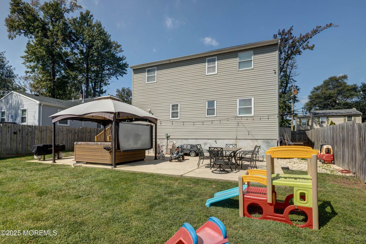 Backyard, Exterior, Hot Tub