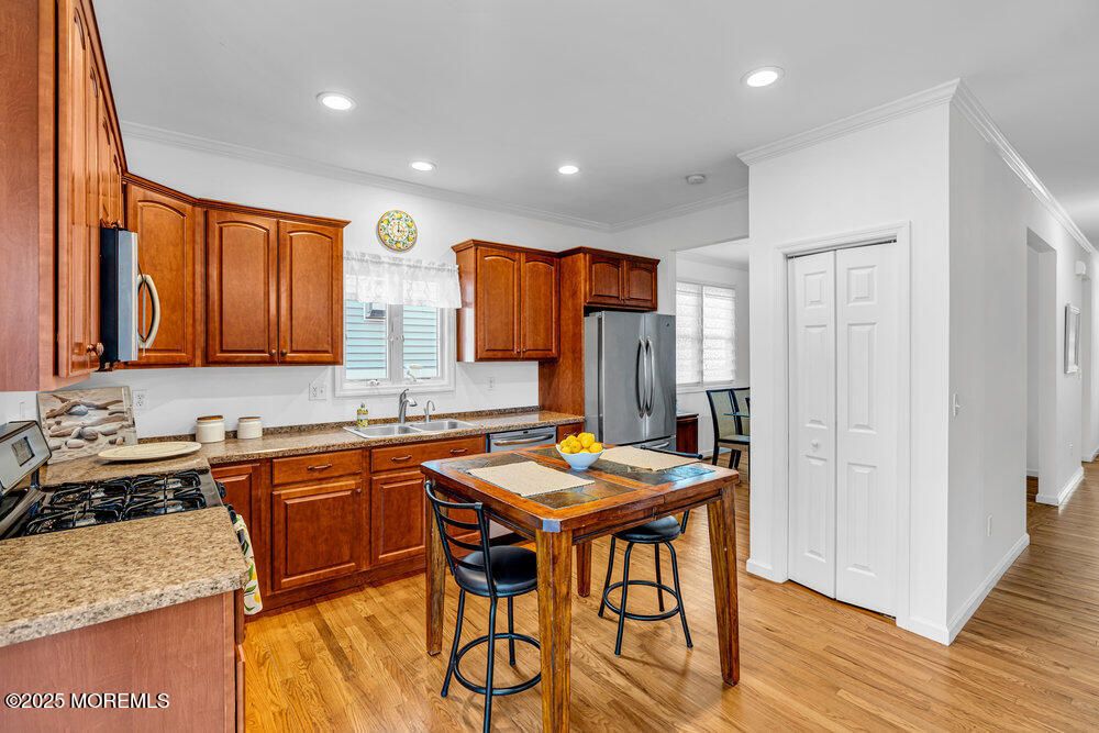 Interior, Kitchen, Recessed Lighting, Wood Texture Flooring