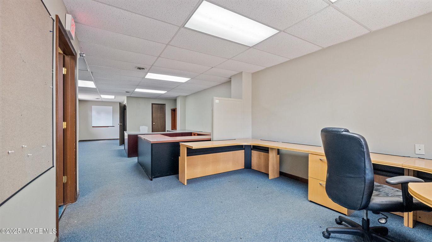 Game Room, Home Office, Interior, Recessed Lighting