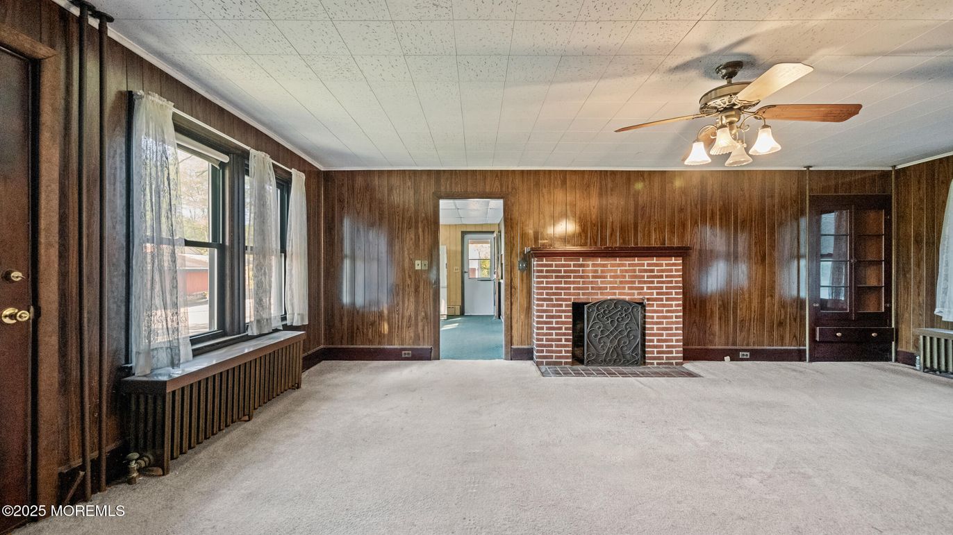 Empty room, Fireplace, Interior, Wooden Walls