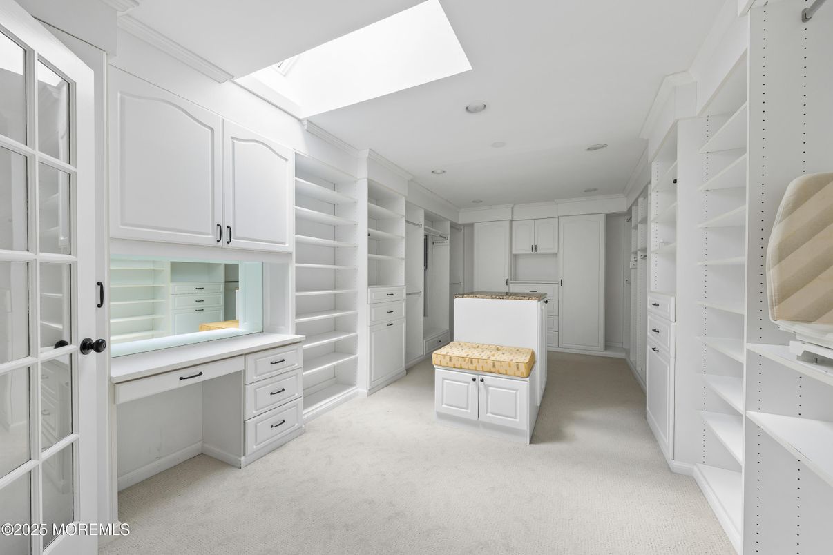 Interior, Recessed Lighting, Walk-in Closets
