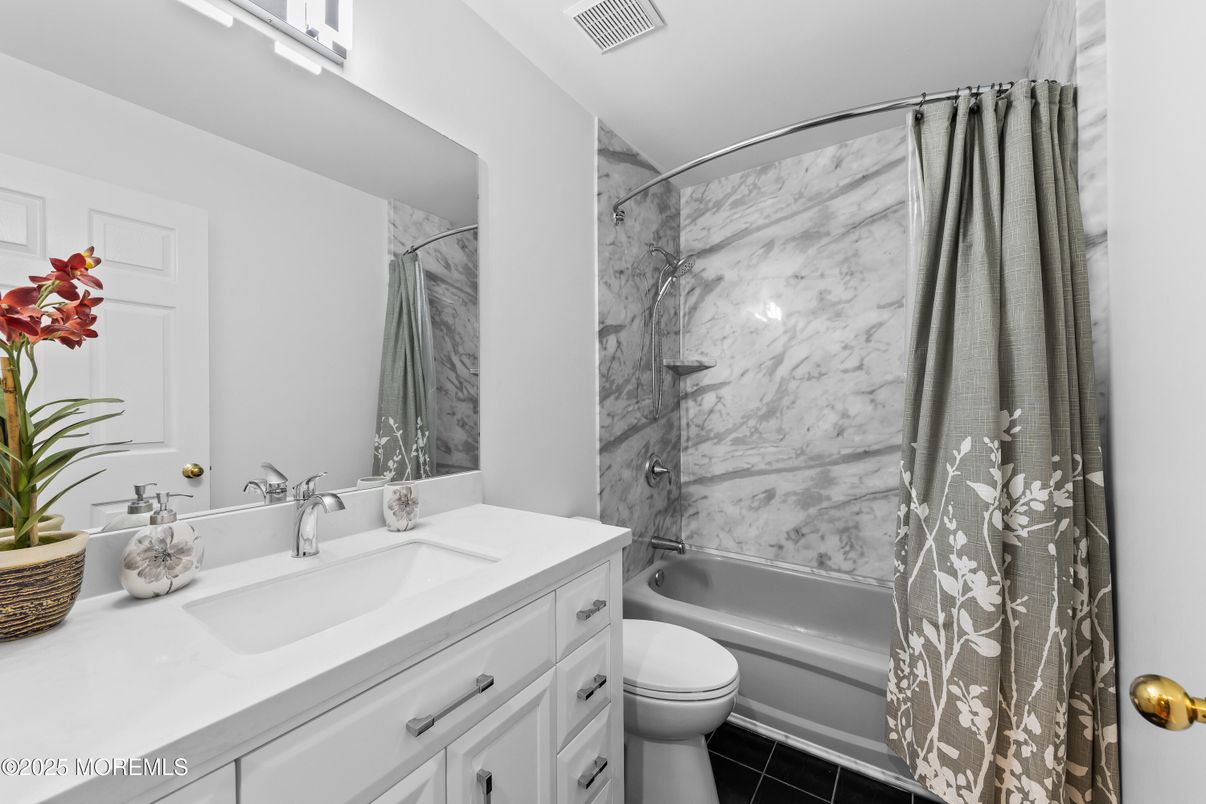 Bathroom, Interior, Marble Walls