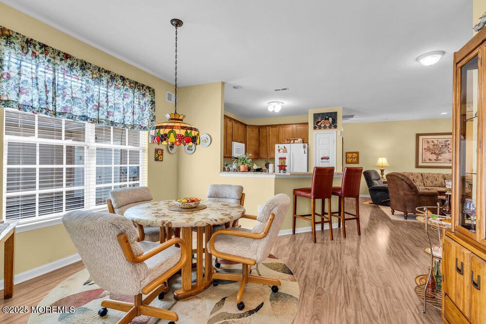 Dining room, Interior, Kitchen, Pendant Lights, Wood Texture Flooring