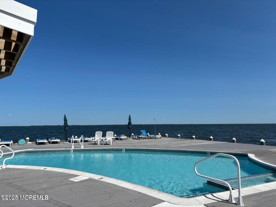 Exterior, Pool, Water