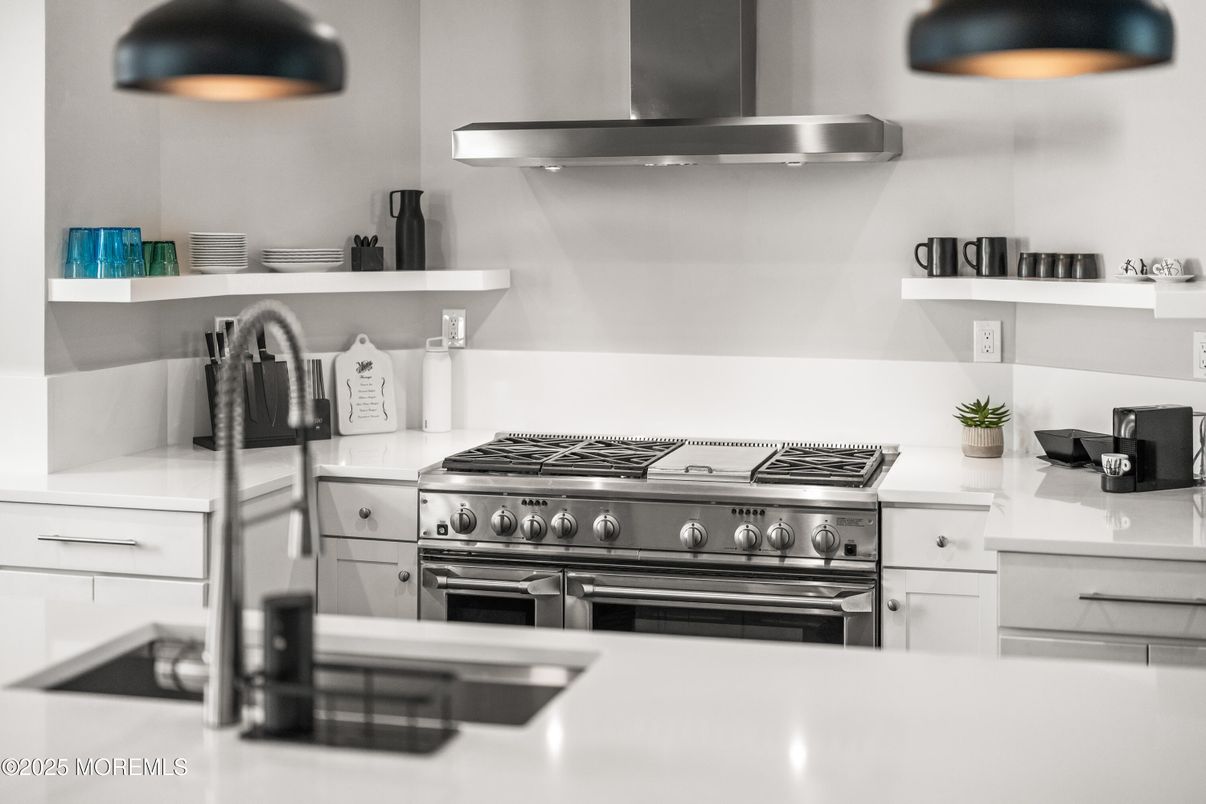 Interior, Kitchen, Stainless Steel Appliances