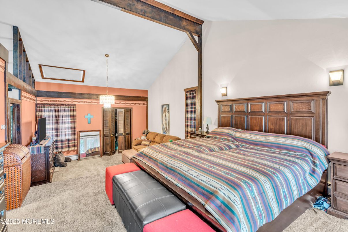 Bedroom, Interior, Pendant Lights
