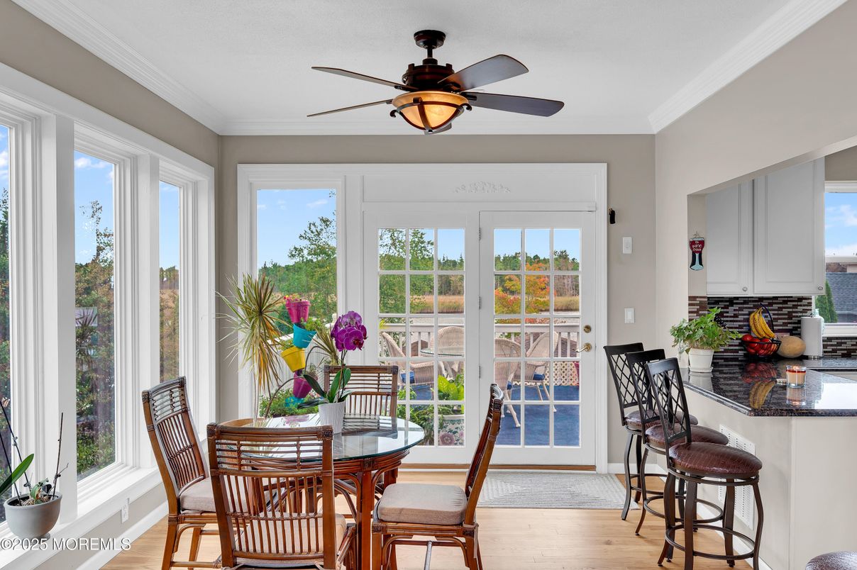 Dining room, Interior, Sun Room, Wood Texture Flooring
