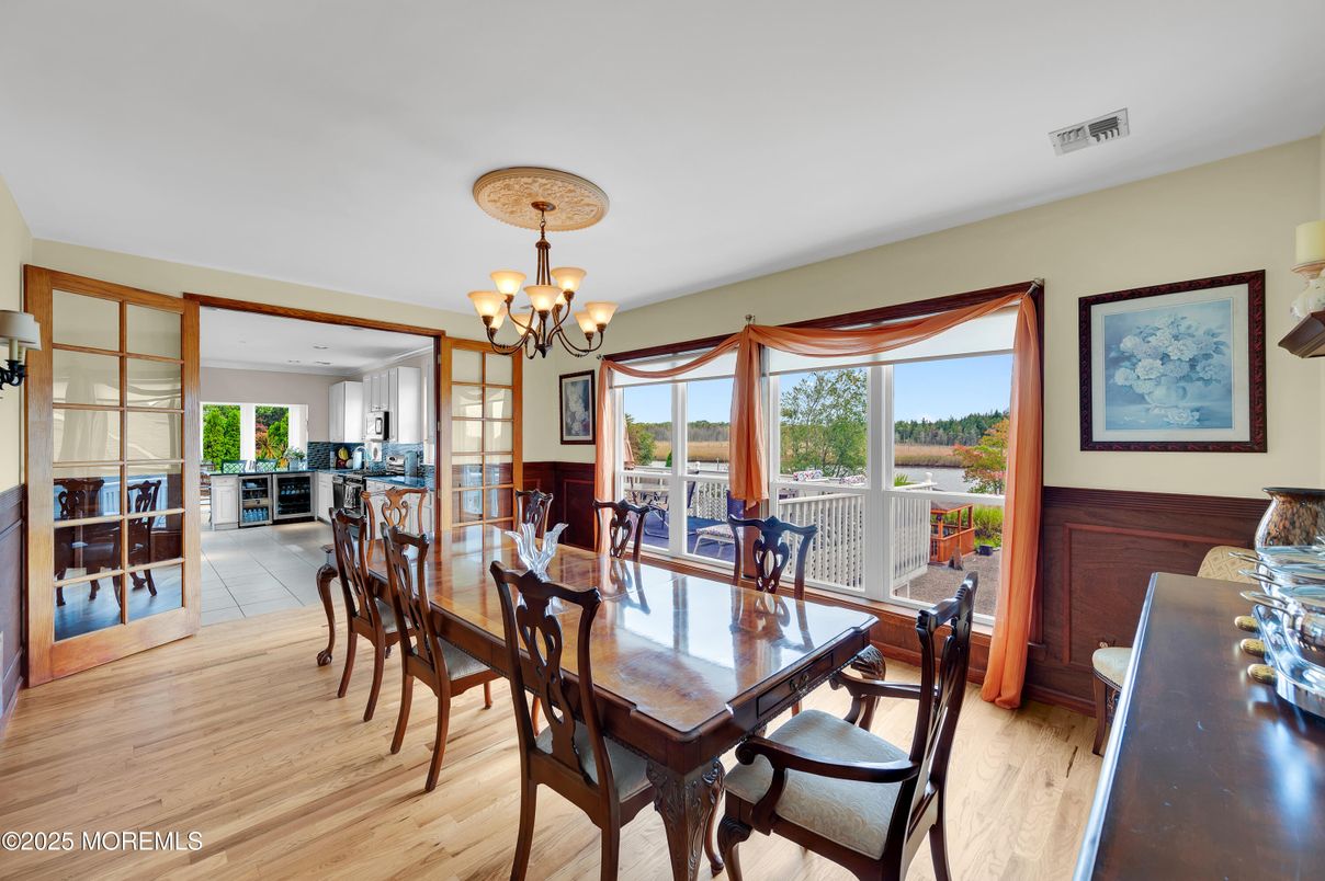 Chandelier, Dining room, Interior, Wood Texture Flooring