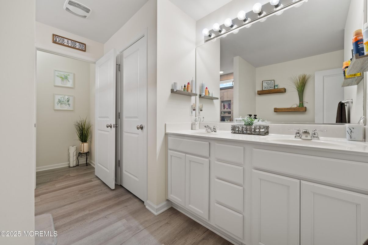 Bathroom, Dual Sink Vanities, Interior, Wood Texture Flooring
