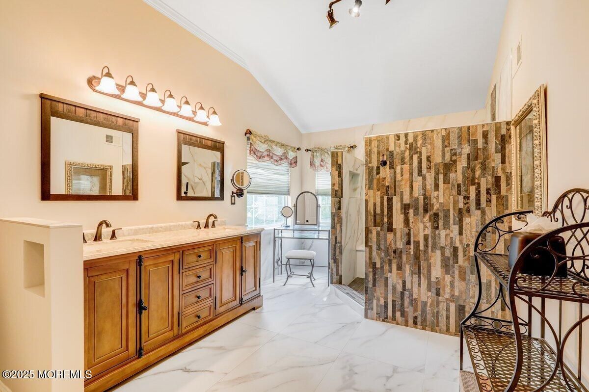 Bathroom, Dual Sink Vanities, Interior, Marble