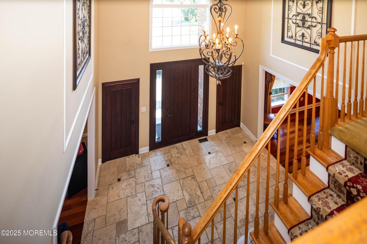 Chandelier, Interior