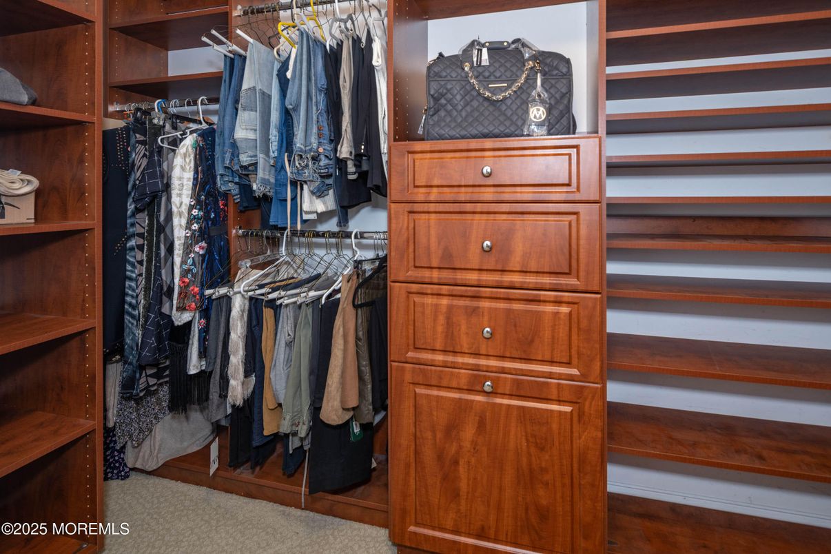 Interior, Walk-in Closets